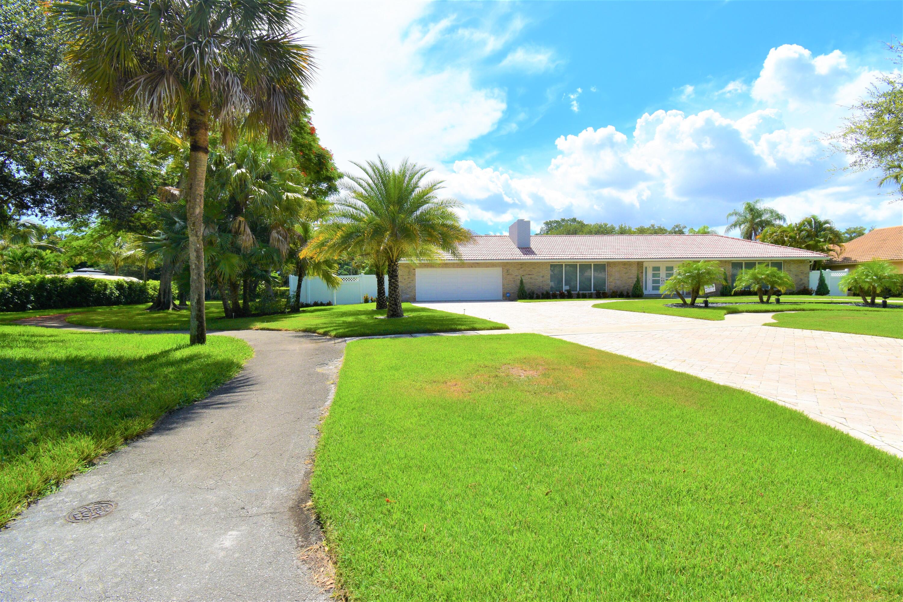 20950 Pinar Trail Boca Raton, FL 33433 - Photo 3 of 90 Direct trail to House of Worship