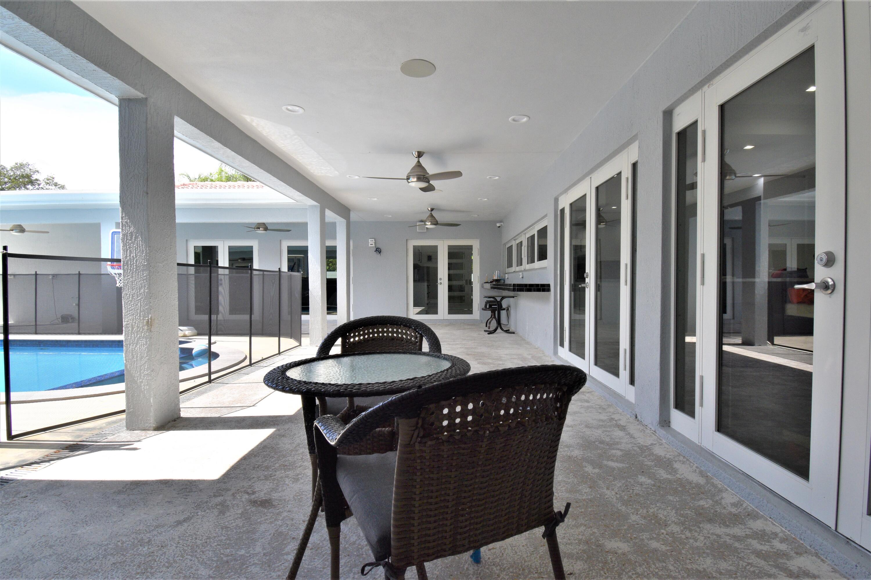 20950 Pinar Trail Boca Raton, FL 33433 - Photo 71 of 90 Pool area