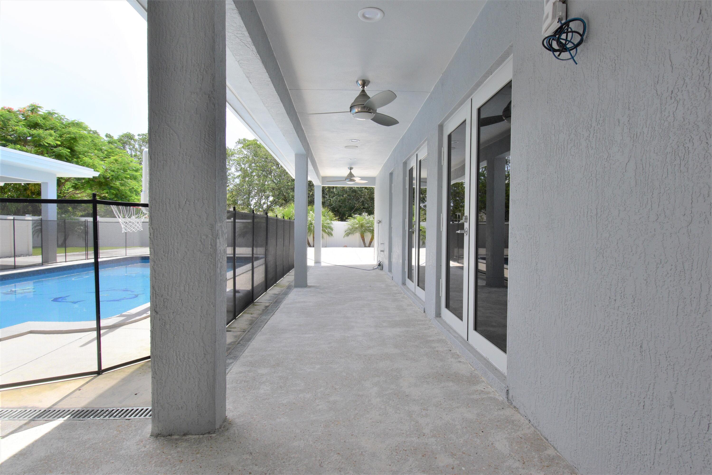 20950 Pinar Trail Boca Raton, FL 33433 - Photo 72 of 90 Pool area