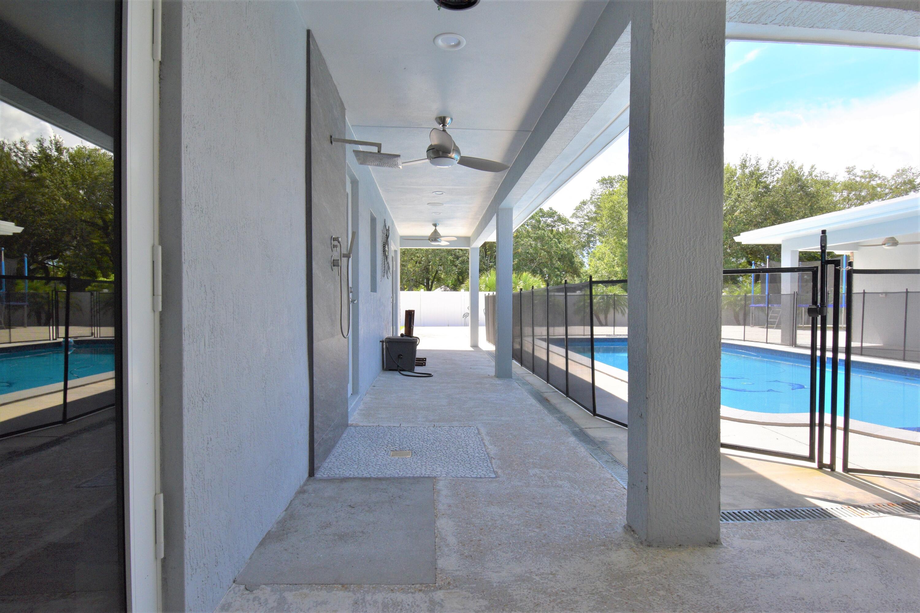 20950 Pinar Trail Boca Raton, FL 33433 - Photo 73 of 90 Pool area