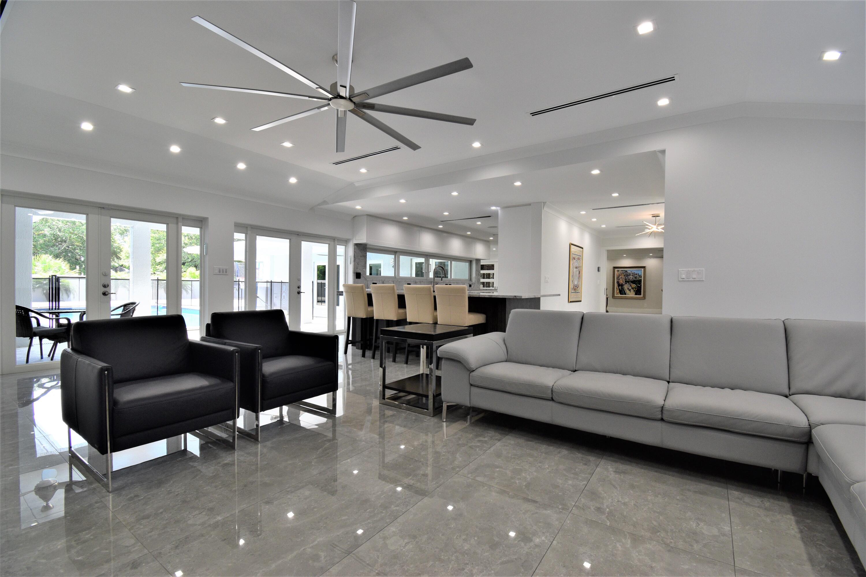 20950 Pinar Trail Boca Raton, FL 33433 - Photo 8 of 90 Entertainment room
