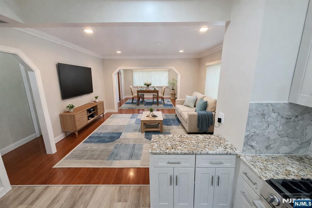 47 Harding Court, Unit 1 Garfield, NJ 07026 - Photo 14 of 42