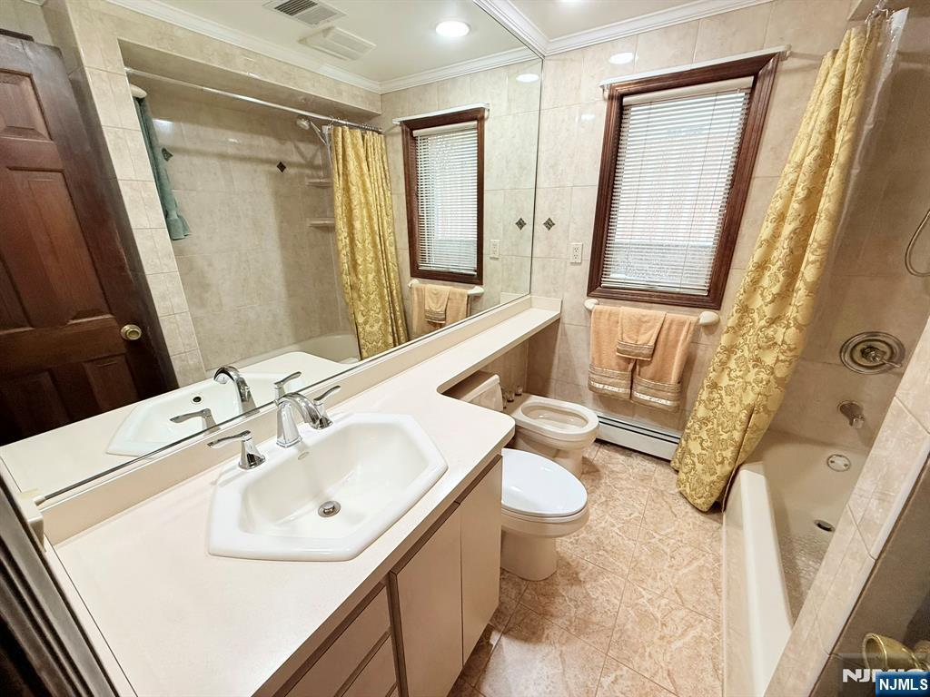 47 Harding Court, Unit 1 Garfield, NJ 07026 - Photo 17 of 42