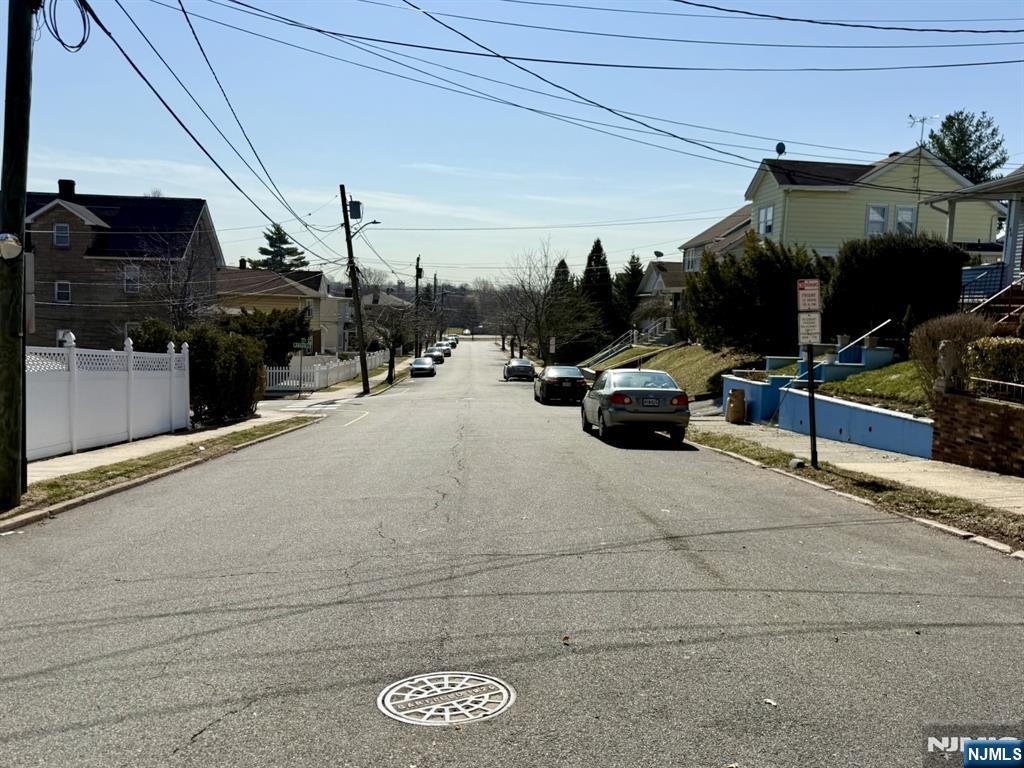 47 Harding Court, Unit 1 Garfield, NJ 07026 - Photo 19 of 42