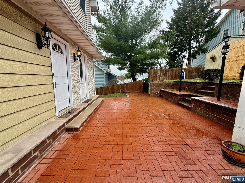 47 Harding Court, Unit 1 Garfield, NJ 07026 - Photo 22 of 42