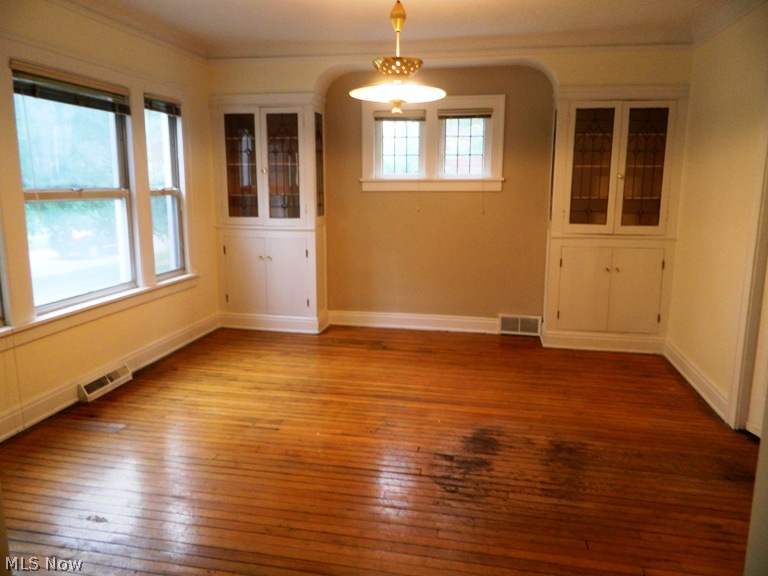 4012 Ardmore Road Cleveland Heights, OH 44121 - Photo 6 of 15
