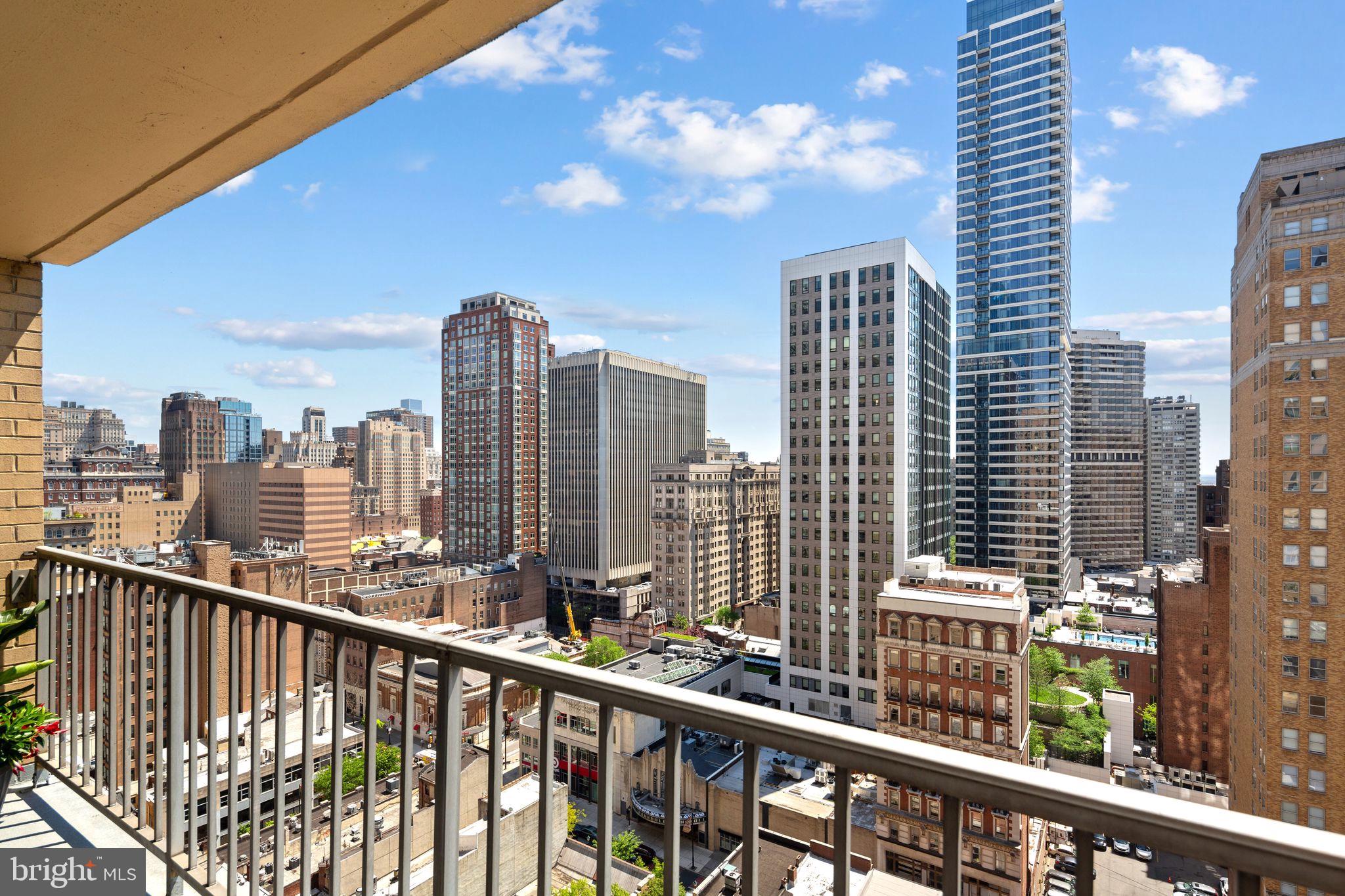 1919 Chestnut Street, Unit 2016 Philadelphia, PA 19103 - Photo 20 of 34 a view of a balcony with city view