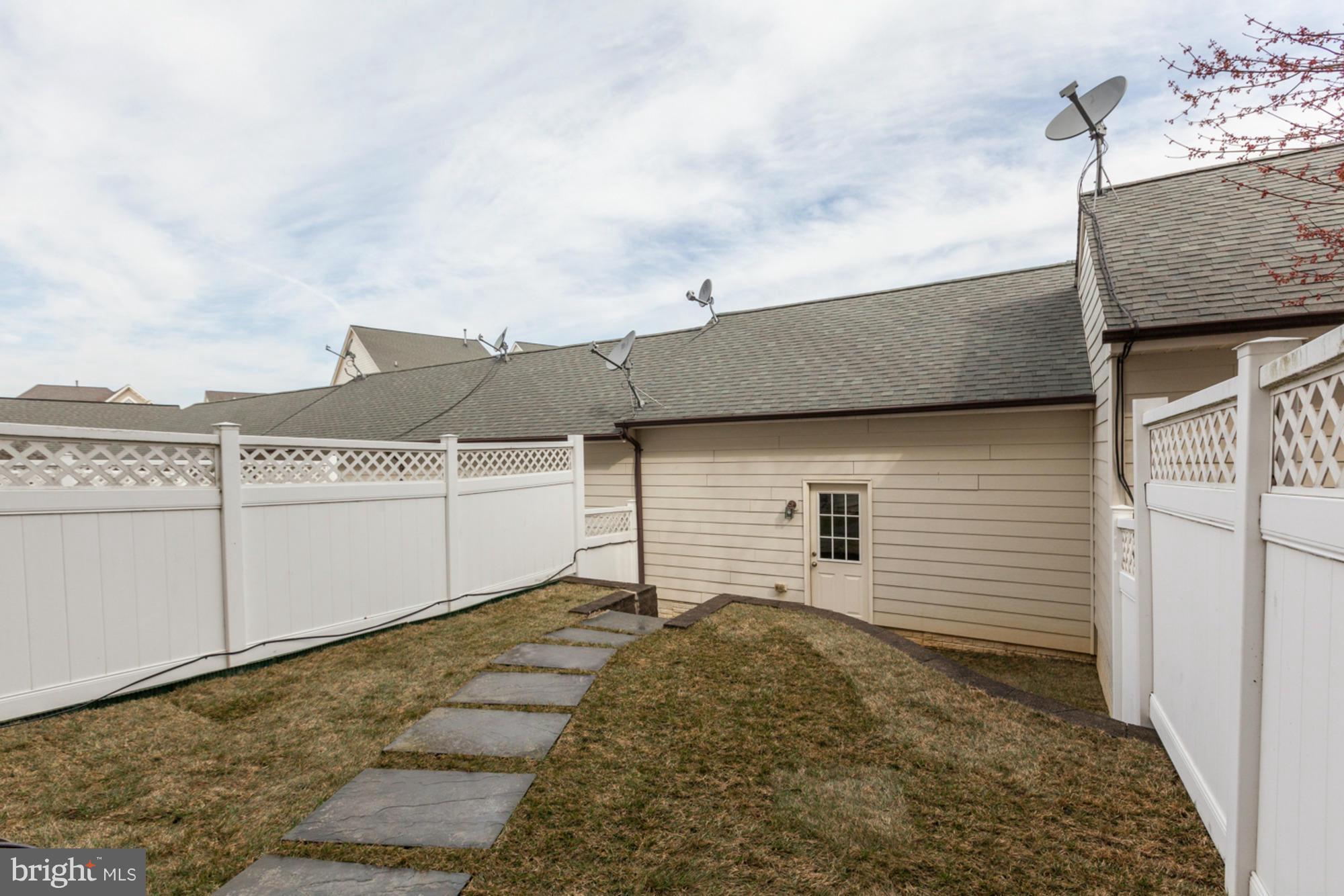 3932 Addison Woods Road Frederick, MD 21704 - Photo 28 of 30 Exterior (Rear)