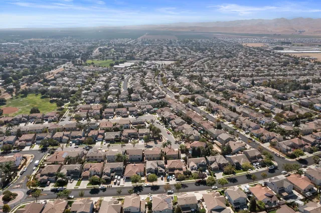 $585,000 | 1363 Snake Creek Drive, Patterson, CA 95363