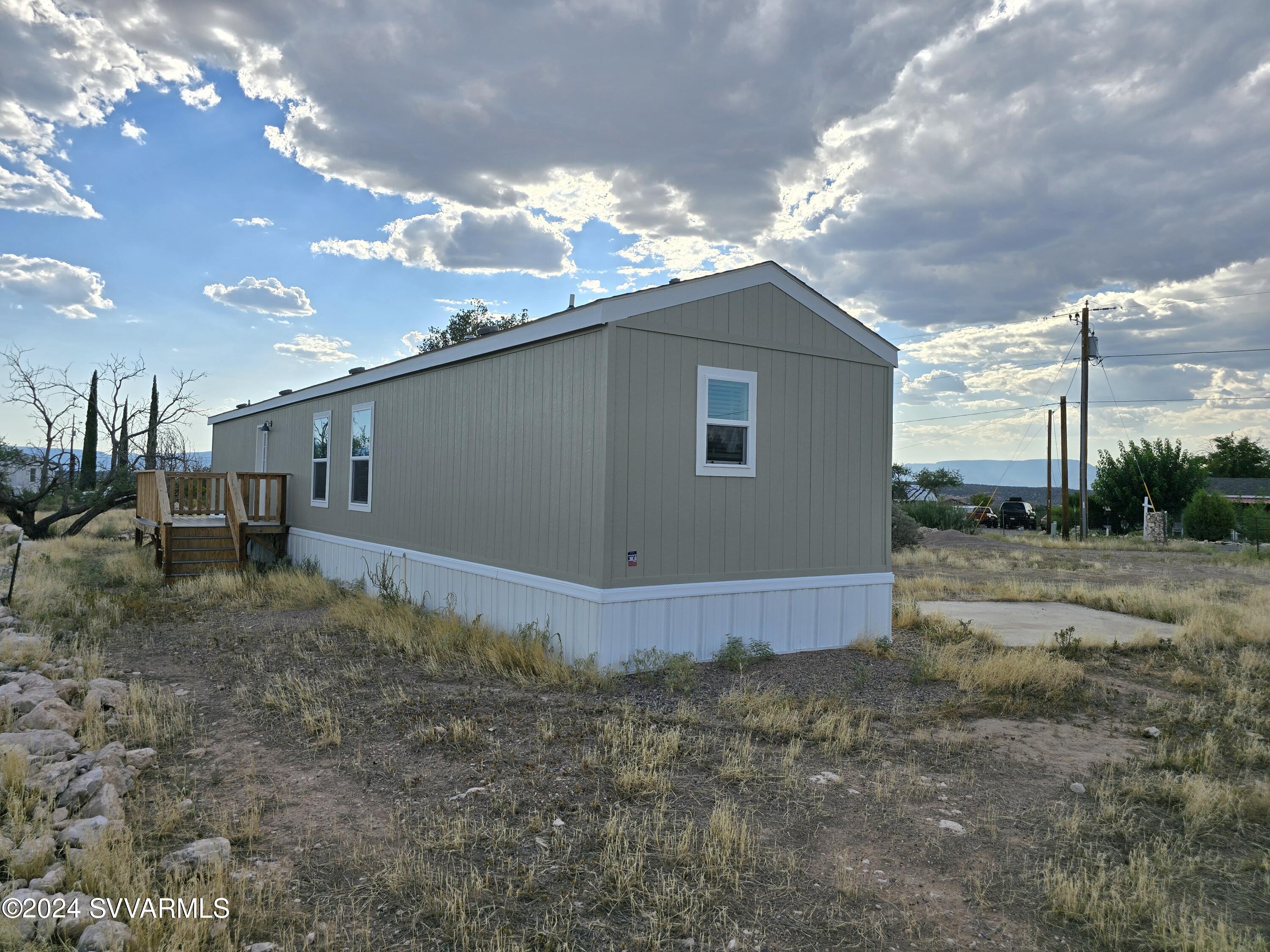 5205 Albatross Road Rimrock, AZ 86335 - Photo 3 of 23 a view of a backyard