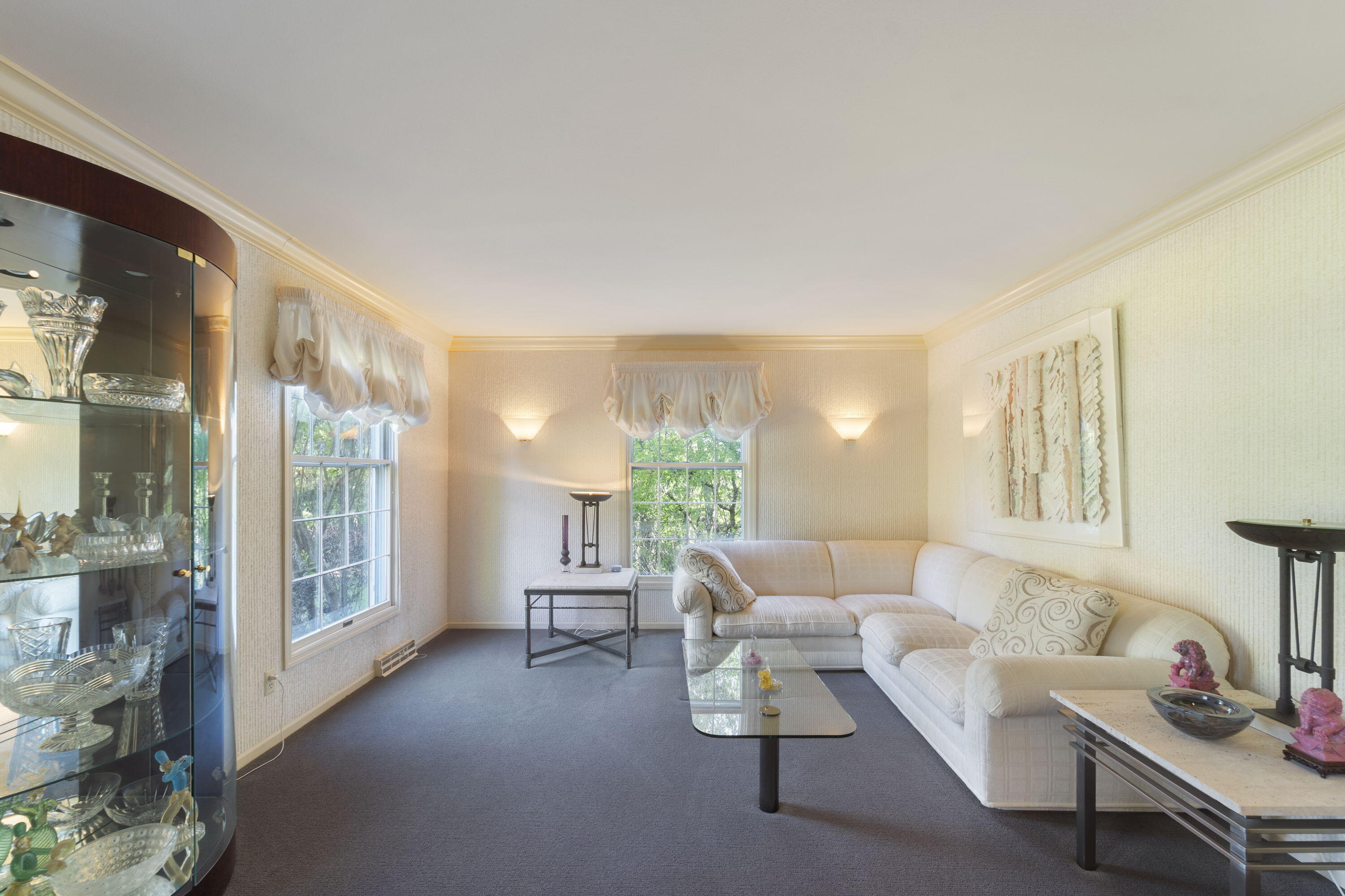 9840 North Otto Road Mequon, WI 53092 - Photo 6 of 45 Great Room