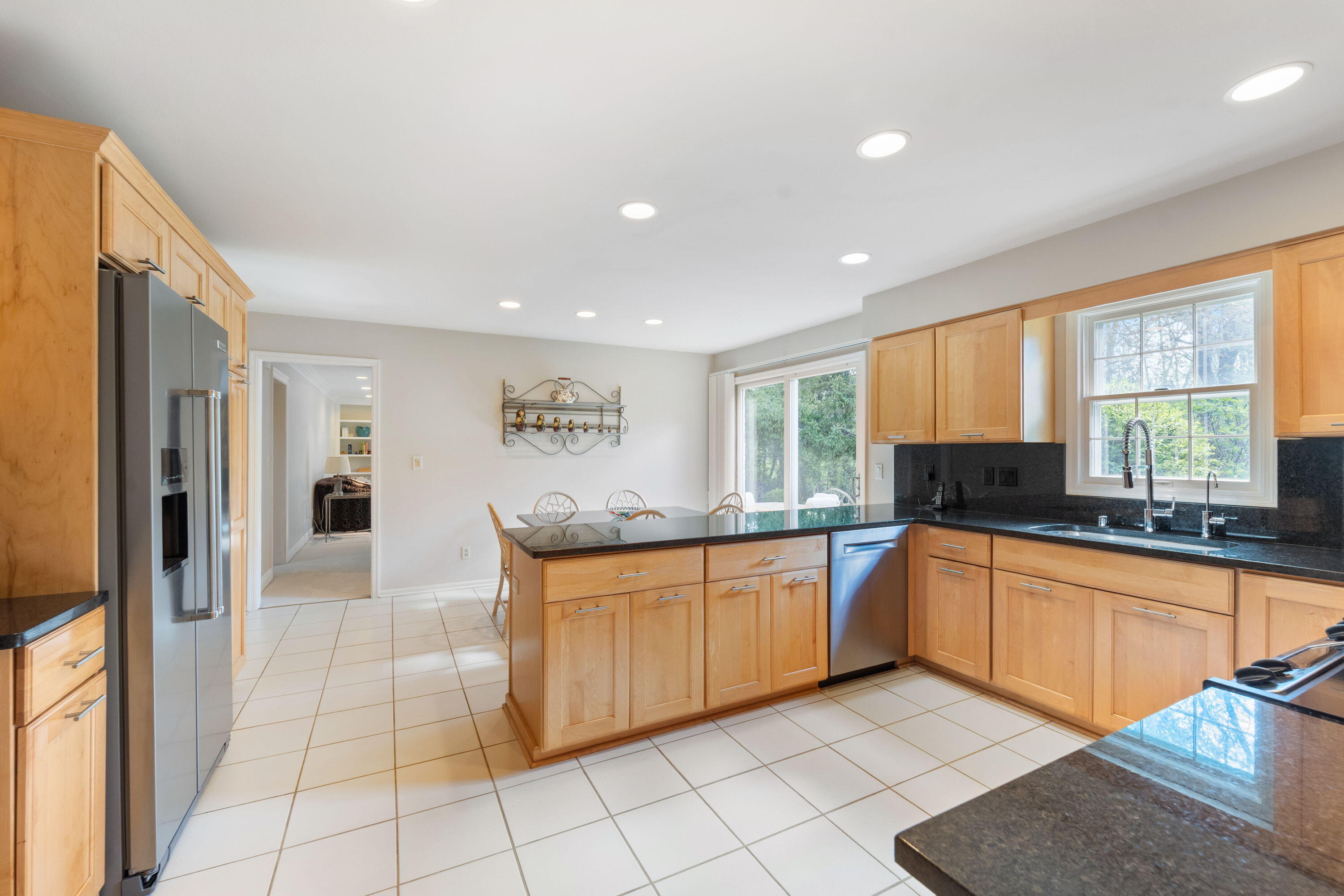9840 North Otto Road Mequon, WI 53092 - Photo 8 of 45 Cook's Kitchen