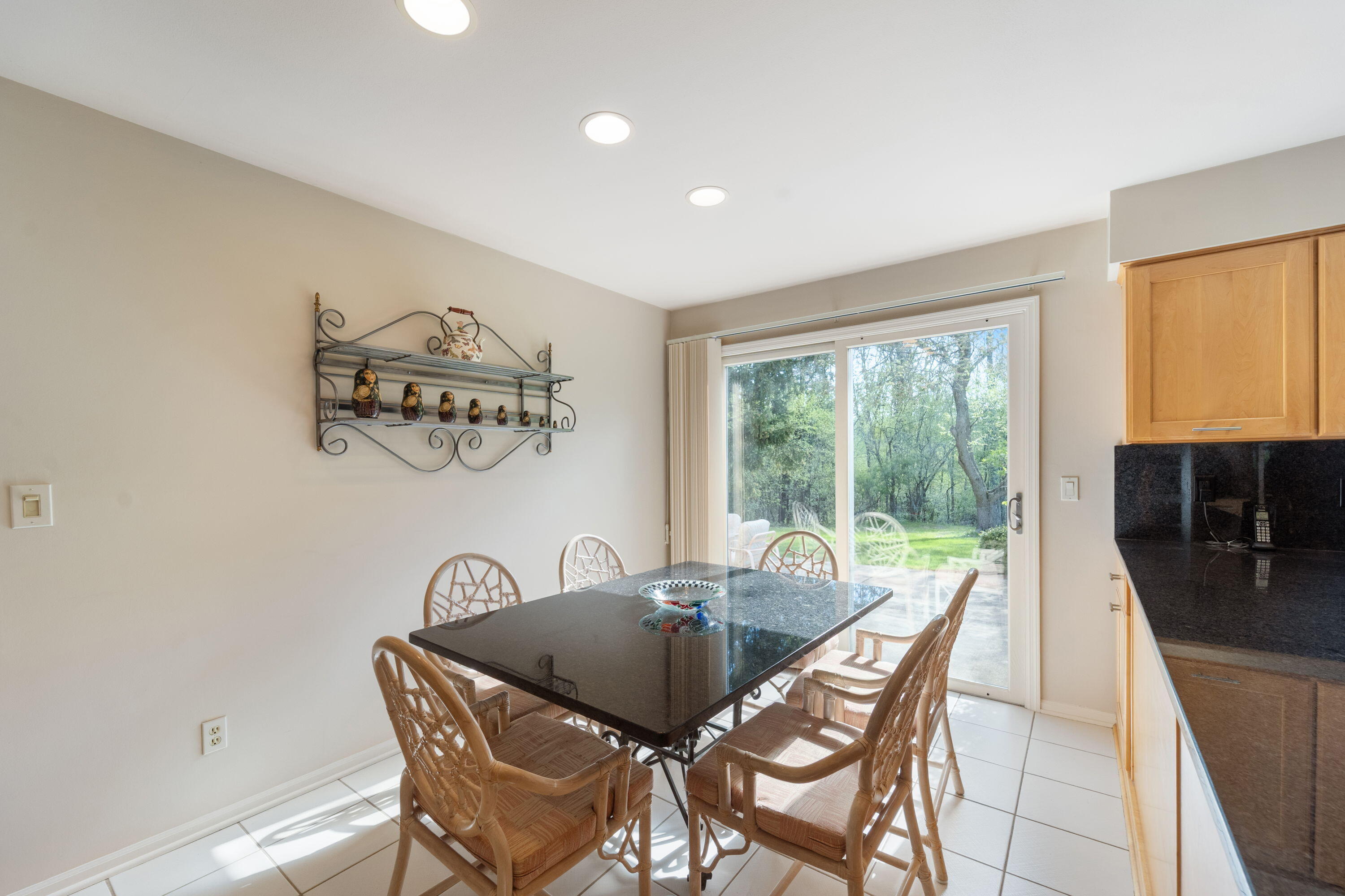 9840 North Otto Road Mequon, WI 53092 - Photo 12 of 45 Patio Doors
