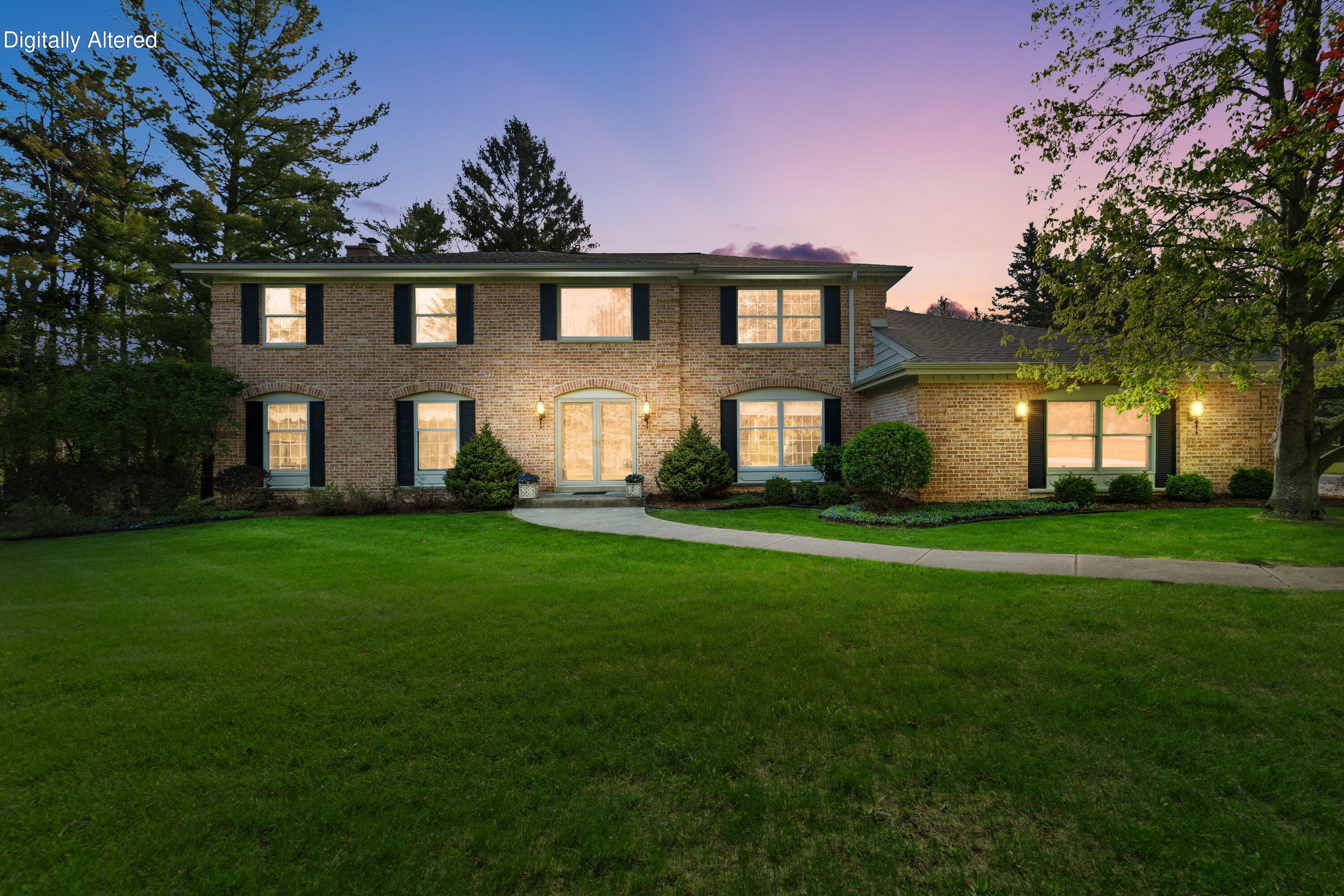 9840 North Otto Road Mequon, WI 53092 - Photo 2 of 45 Elegant