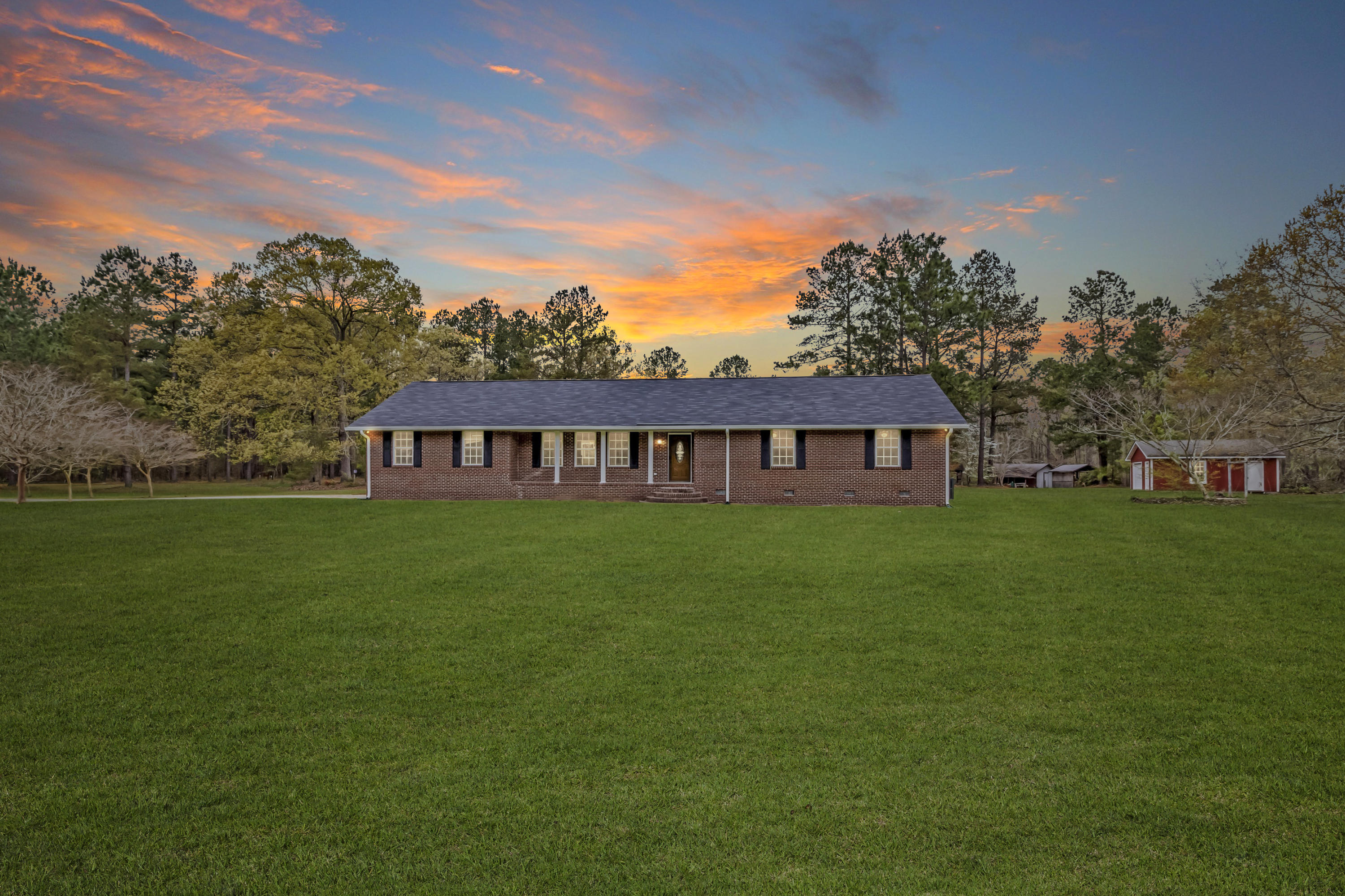 108 County Rd O C - 3380 Elloree, SC 29047 - Photo 6 of 43 d4a18jyvnmuxz6bqr0sj4gz73qrznk73uh71m2t6
