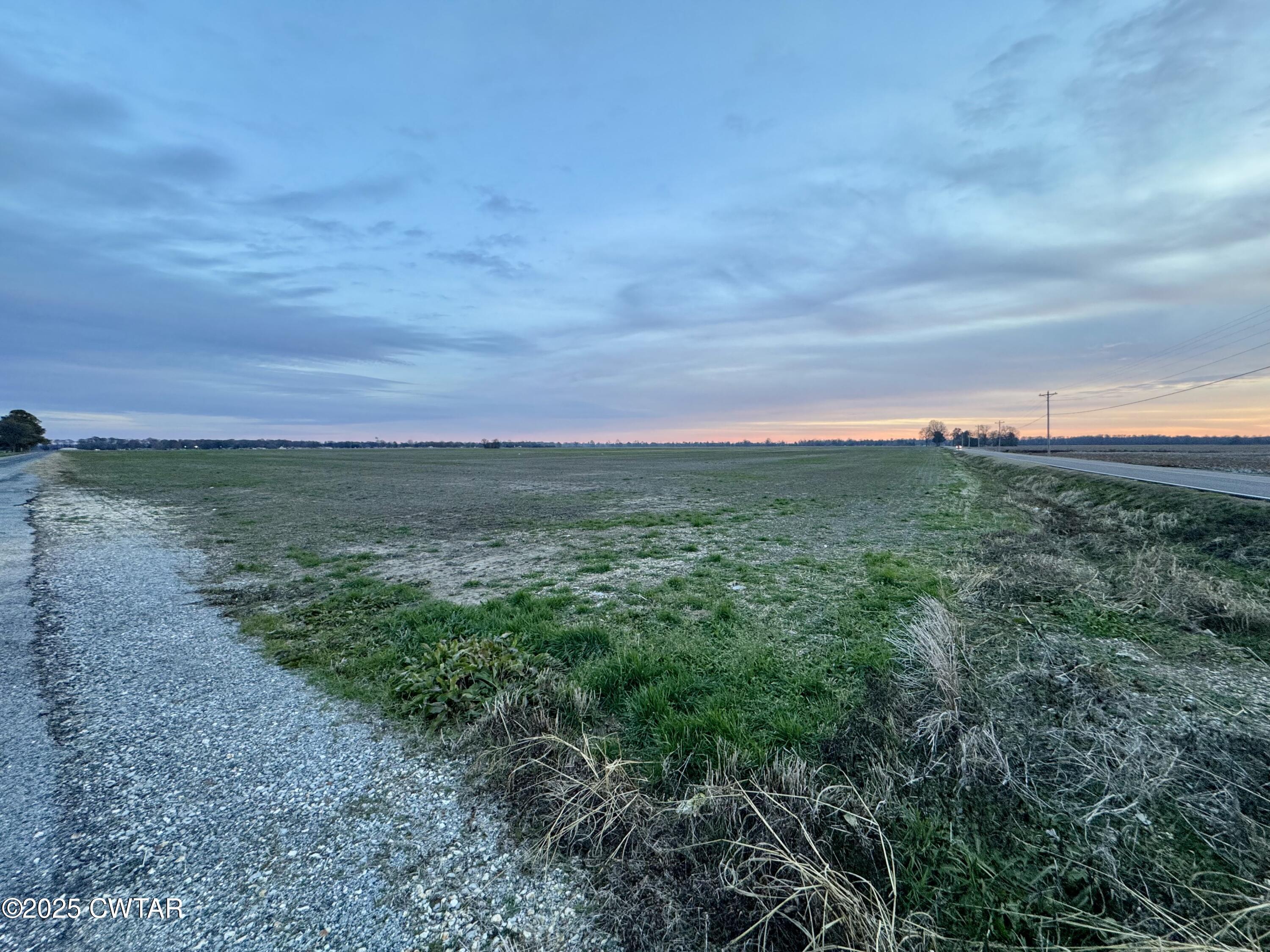 0 Sunkist Beach Road Tiptonville, TN 38079 - Photo 12 of 24 a view of a field with an ocean