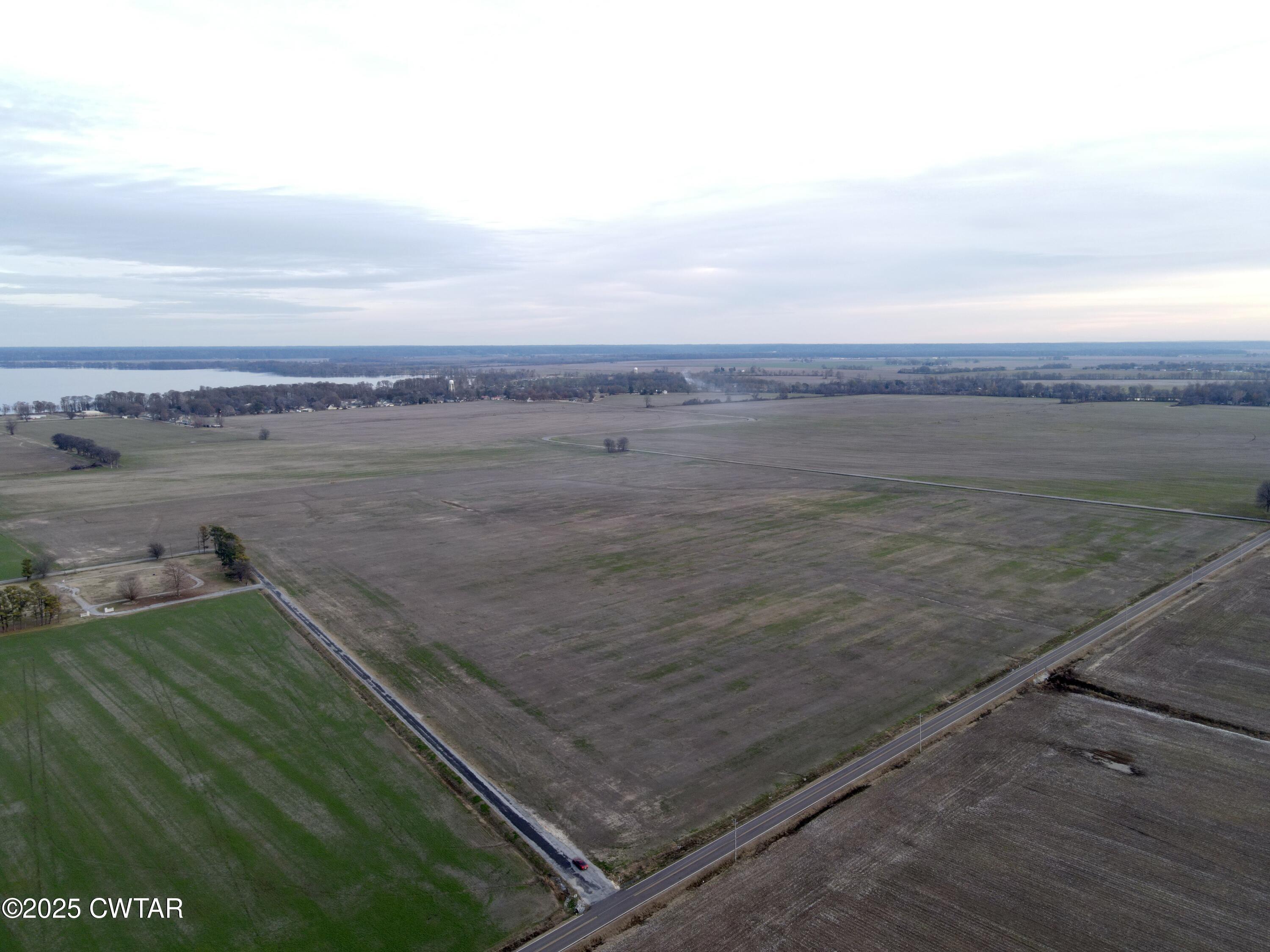 0 Sunkist Beach Road Tiptonville, TN 38079 - Photo 8 of 24 a view of an ocean beach