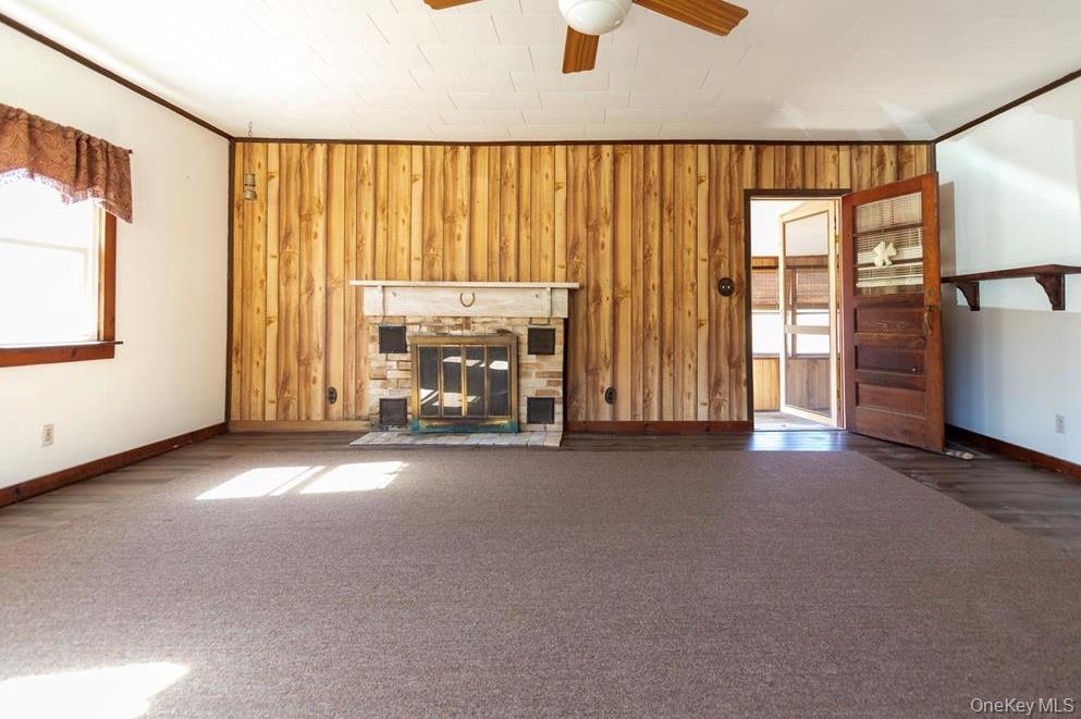 2925 Old Kings Road Catskill, NY 12414 - Photo 3 of 32