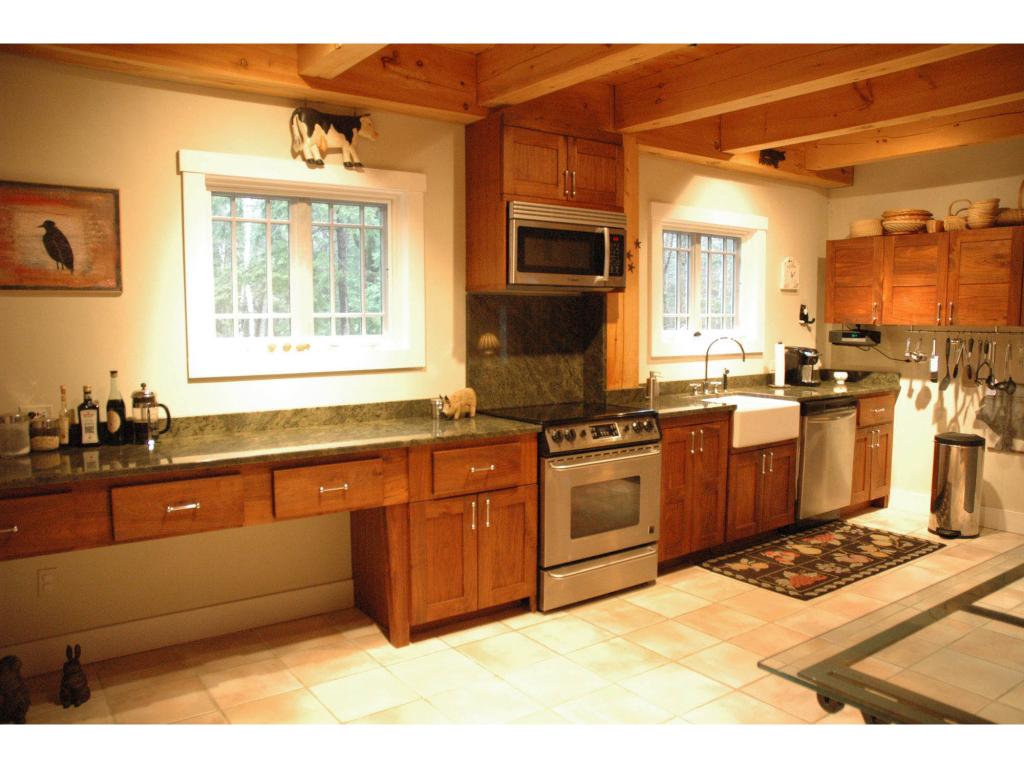 386 Holland Hill Road Putney, VT 05346 - Photo 12 of 31