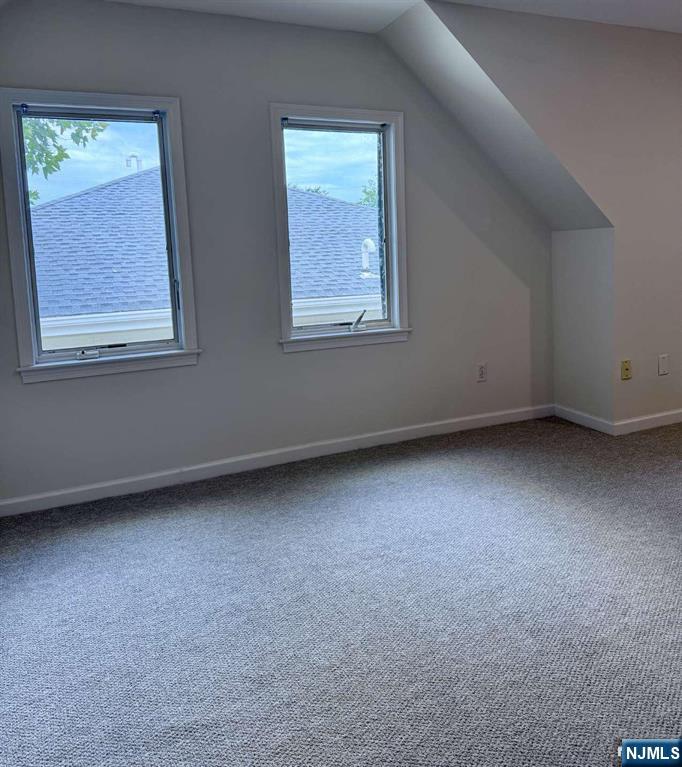 651 Day Avenue Ridgefield, NJ 07657 - Photo 7 of 11