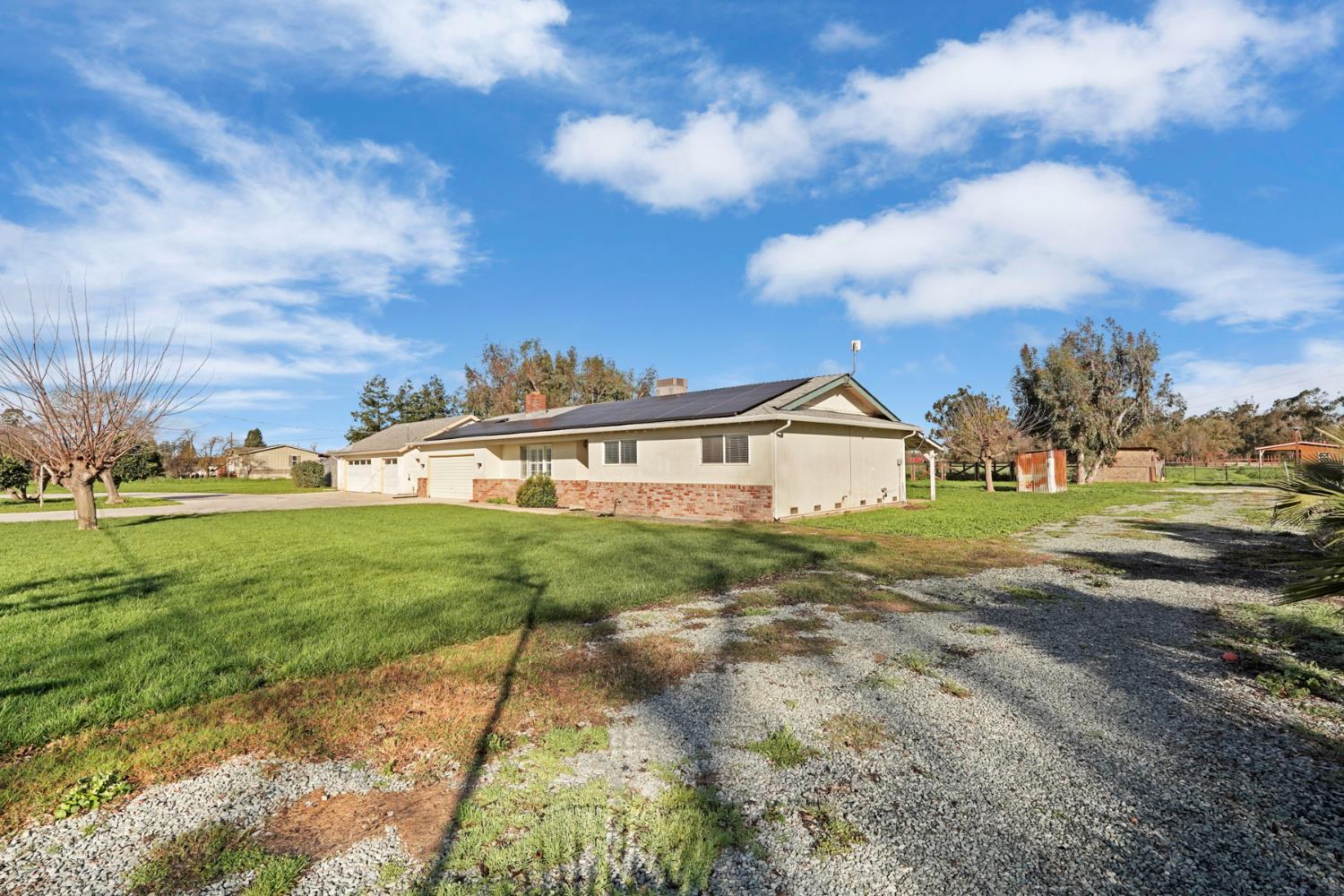 13393 East Jahant Road Acampo, CA 95220 - Photo 7 of 45