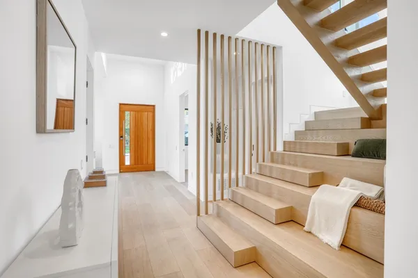 $6,488,000 | 957 Clara Drive, Palo Alto, CA 94303