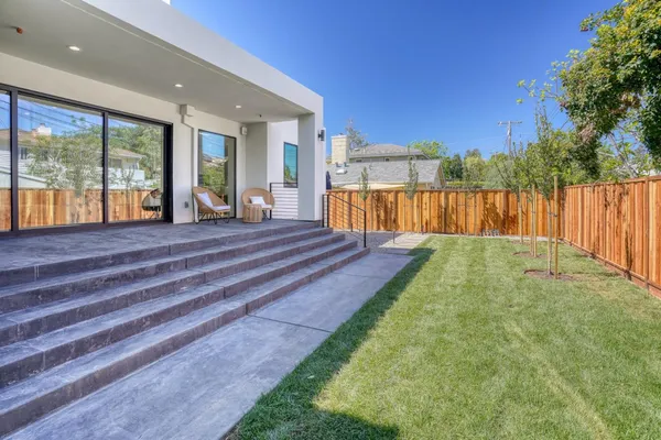 $6,488,000 | 957 Clara Drive, Palo Alto, CA 94303
