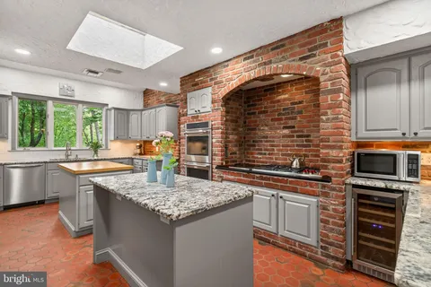 $1,350,000 | 451 Mill Creek Road, Gladwyne, PA 19035