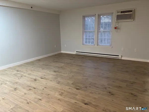 $1,550 | 82 Longview Street, Unit 36, Waterford, CT 06385