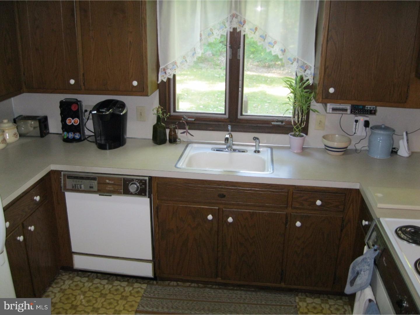 2777 Compass Road Honey Brook, PA 19344 - Photo 8 of 21 Kitchen