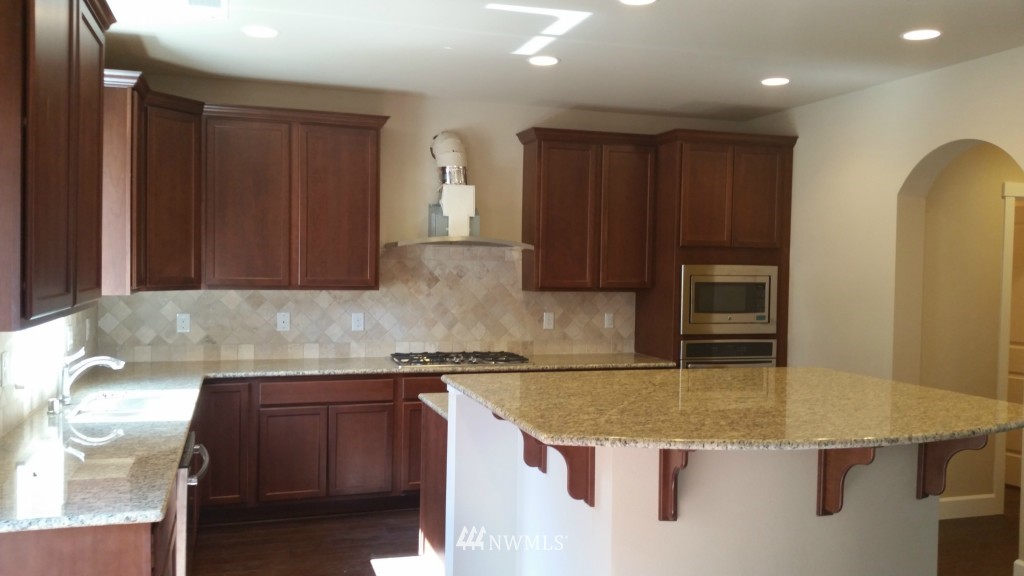 3822 163rd Street Southeast Bothell, WA 98012 - Photo 3 of 17 Gallery Image 3