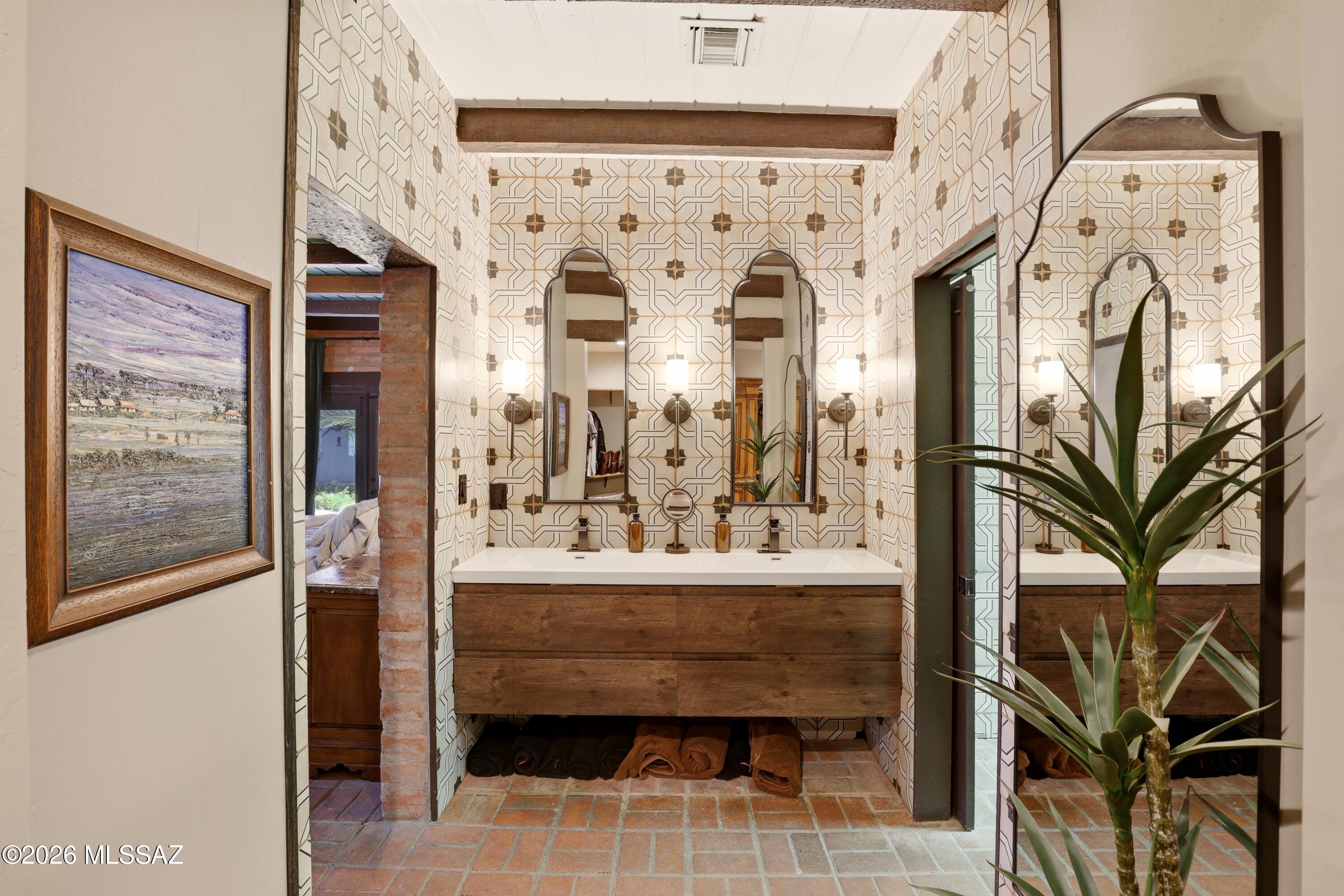 3945 North Bear Canyon Road Tucson, AZ 85749 - Photo 28 of 51