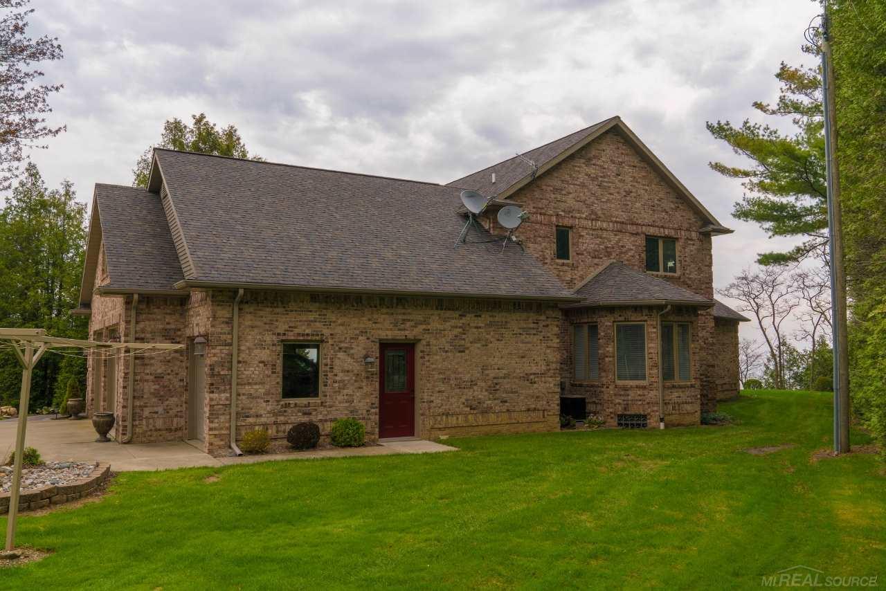 2601 Lakeshore Road Applegate, MI 48401 - Photo 58 of 71