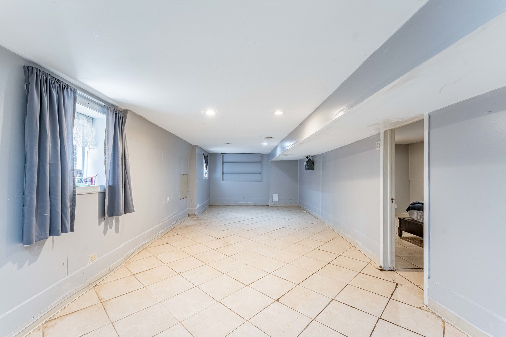 6023 South Talman Avenue Chicago, IL 60629 - Photo 21 of 28 Gallery Image 21