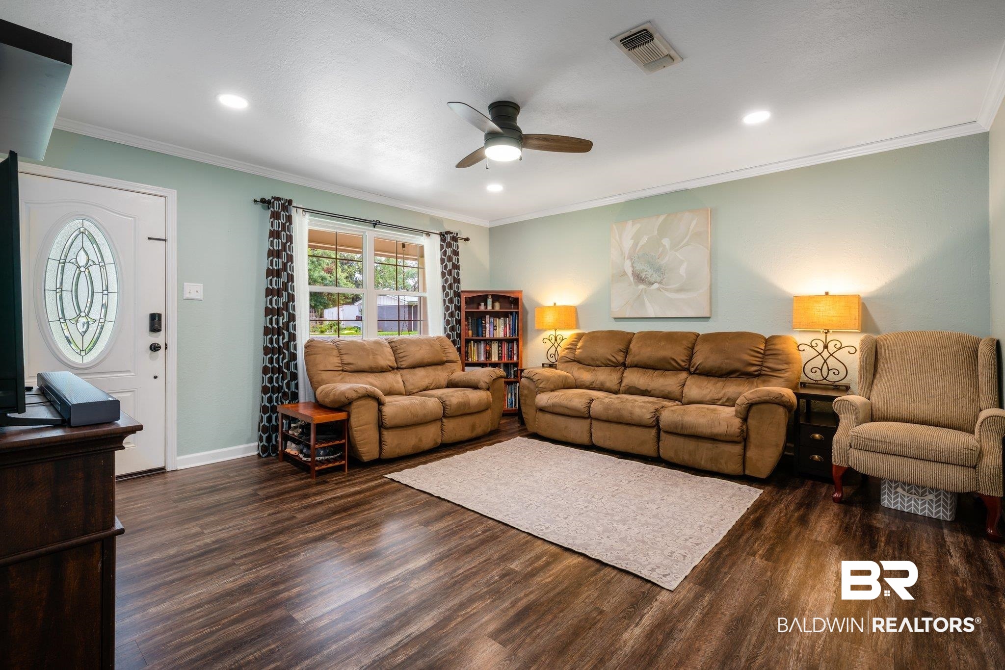 403 Vicks Lane Saraland, AL 36571 - Photo 4 of 28