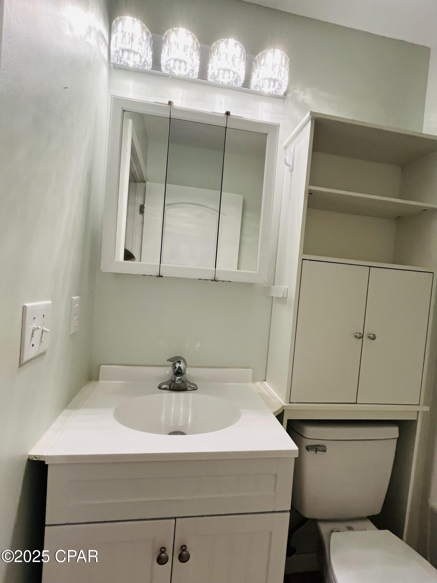 6811 Highway 90 Grand Ridge, FL 32442 - Photo 28 of 29 Gallery Image 28