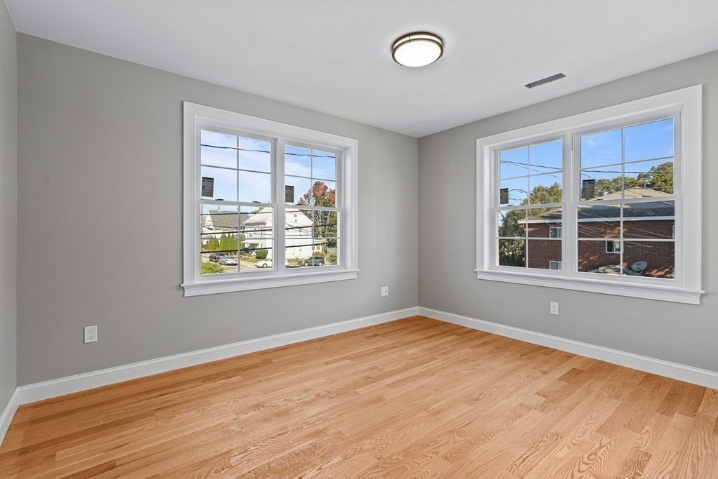 2 Day Street, Unit 2 Waltham, MA 02453 - Photo 5 of 32