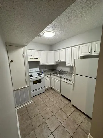 $1,000 | Undisclosed Address, Harahan, LA 70123