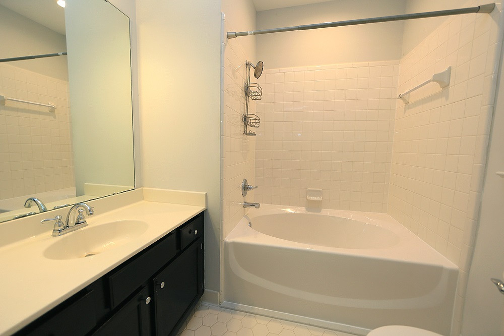 5012 Denham Court Raleigh, NC 27613 - Photo 7 of 13 Owner's Bath