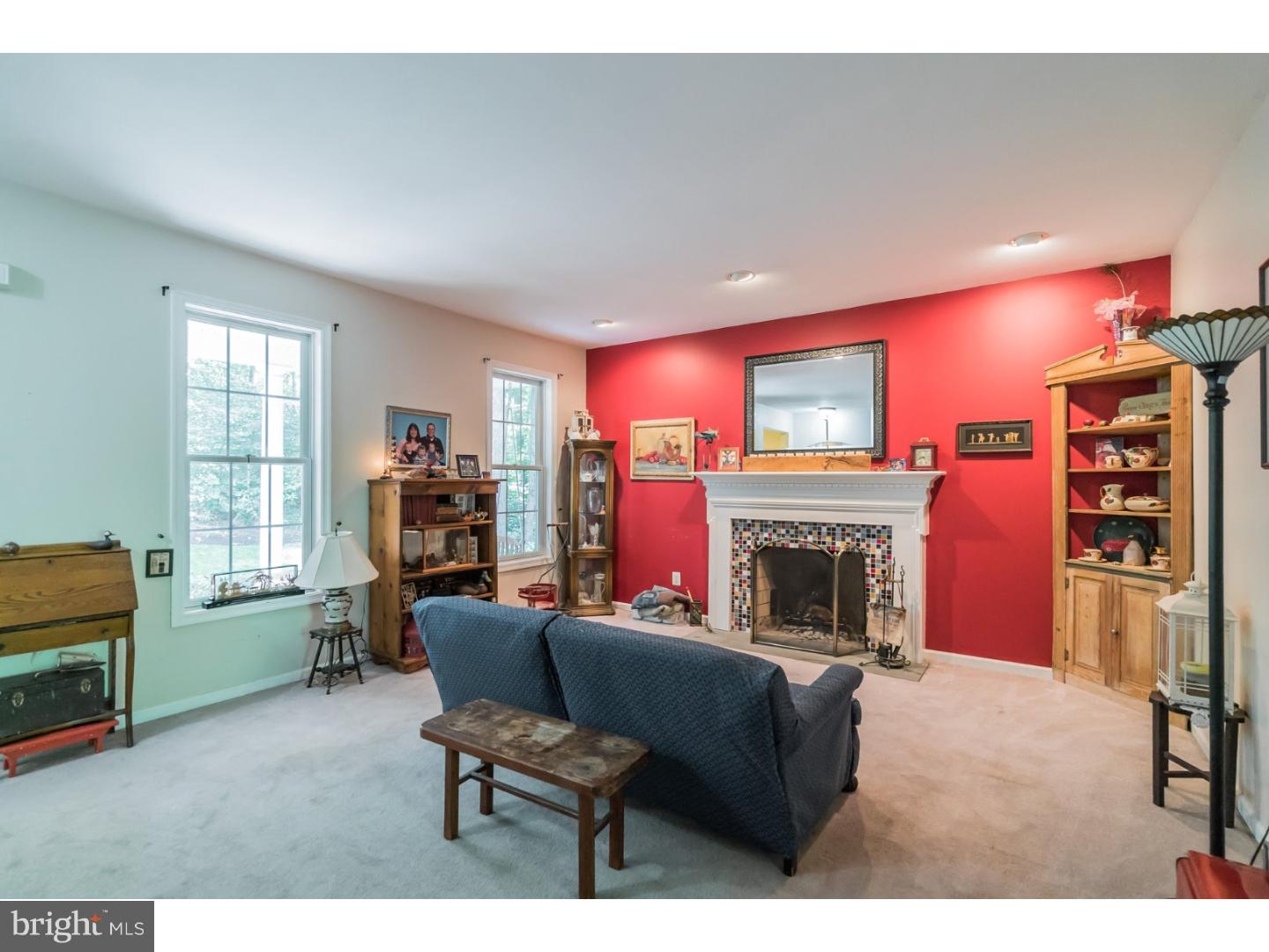 2140 Sterners Road Green Lane, PA 18054 - Photo 4 of 25 Living Room