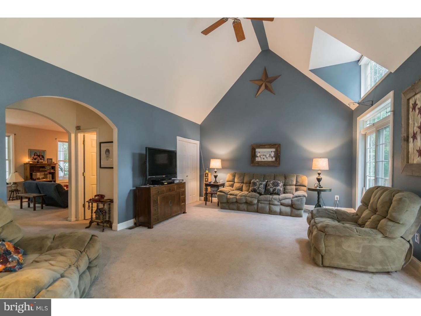 2140 Sterners Road Green Lane, PA 18054 - Photo 6 of 25 Family Room