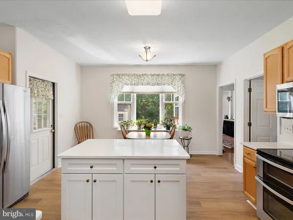 $649,000 | 2 Assawoman Avenue, Ocean View, DE 19970