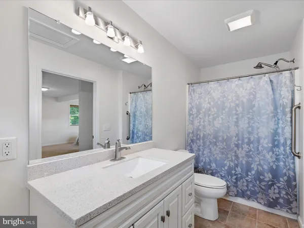 $649,000 | 2 Assawoman Avenue, Ocean View, DE 19970