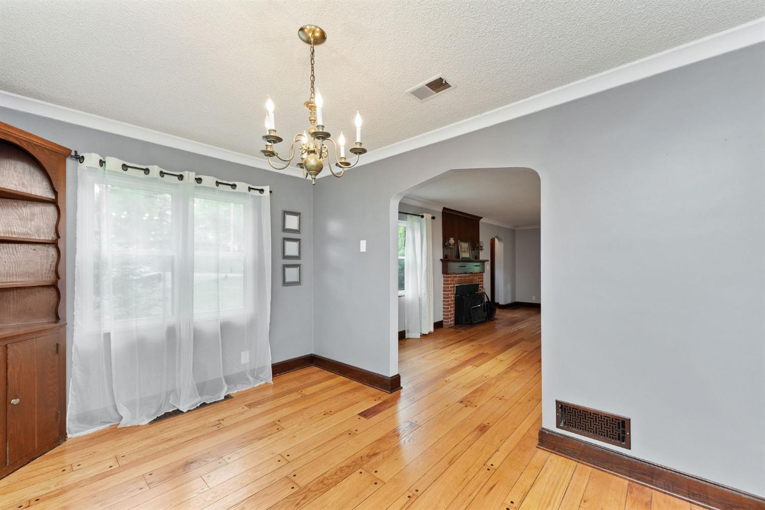 4535 Blue Rock Road Cincinnati, OH 45247 - Photo 15 of 33 Gallery Image 15