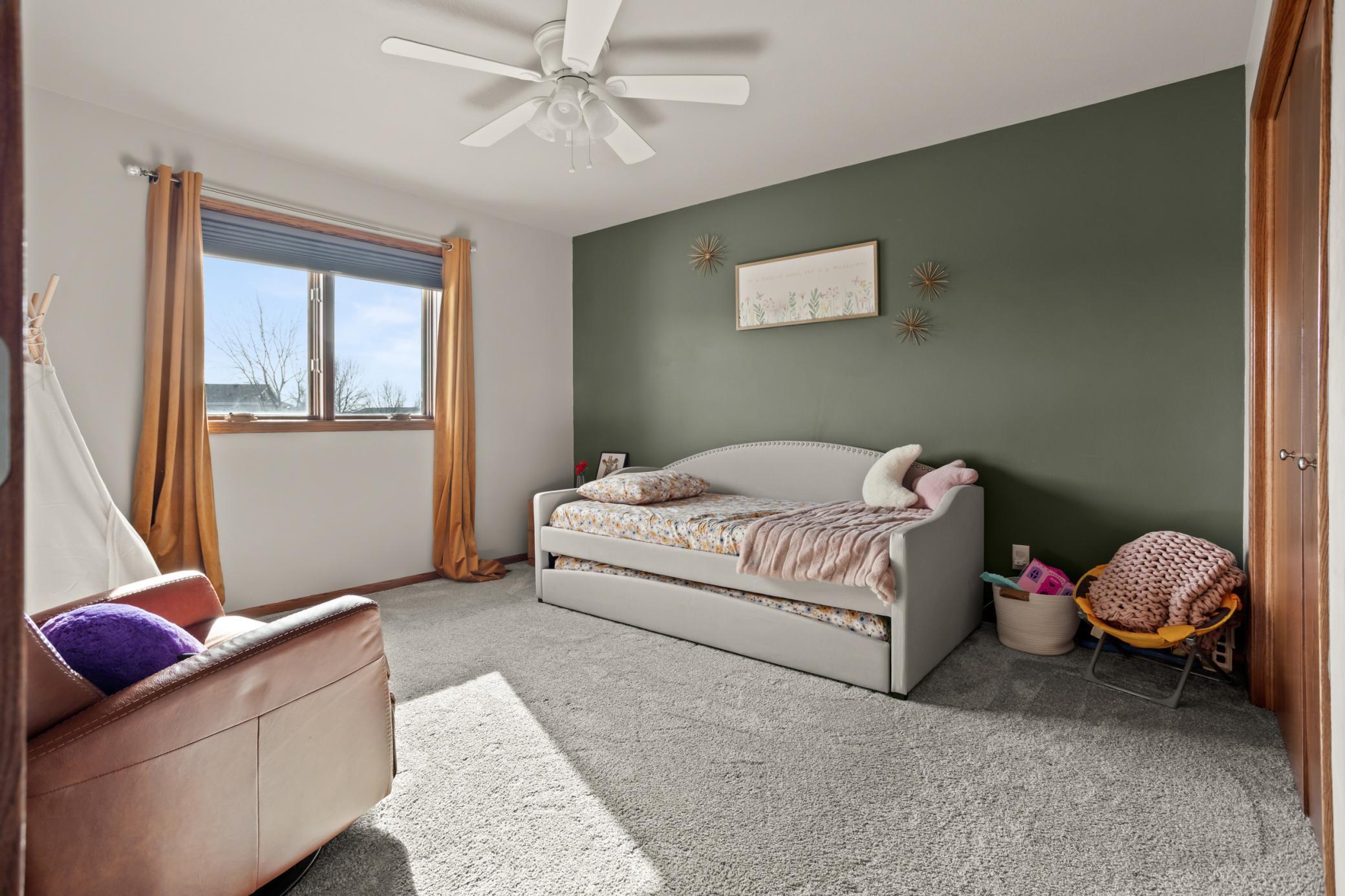 4512 44th Street South Fargo, ND 58104 - Photo 13 of 46