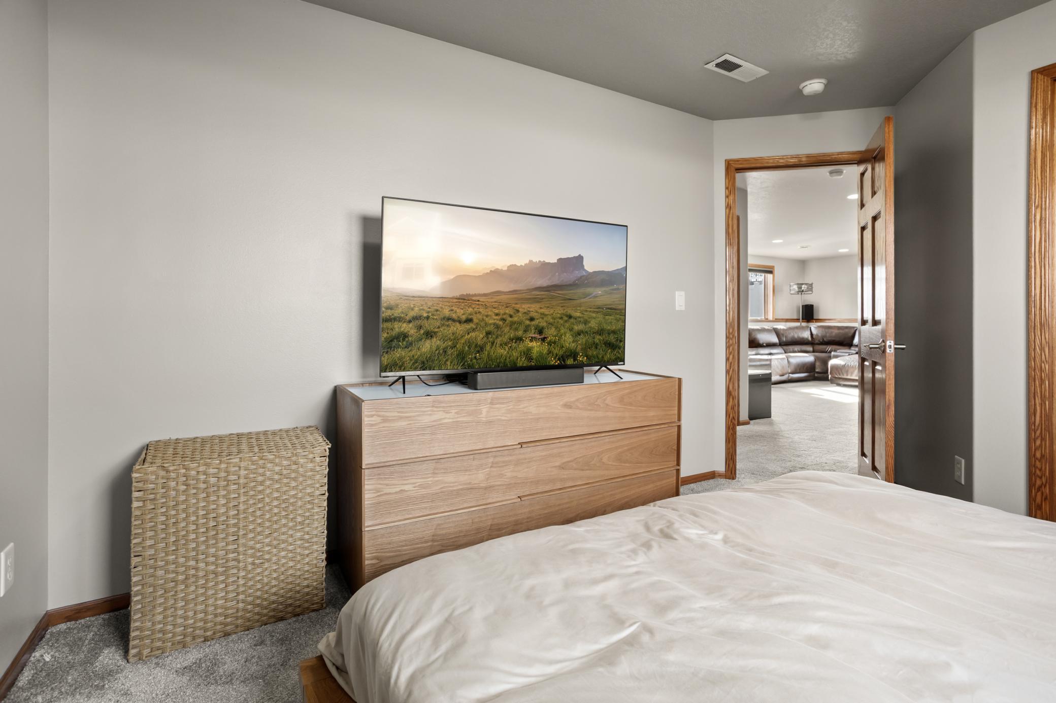 4512 44th Street South Fargo, ND 58104 - Photo 31 of 46