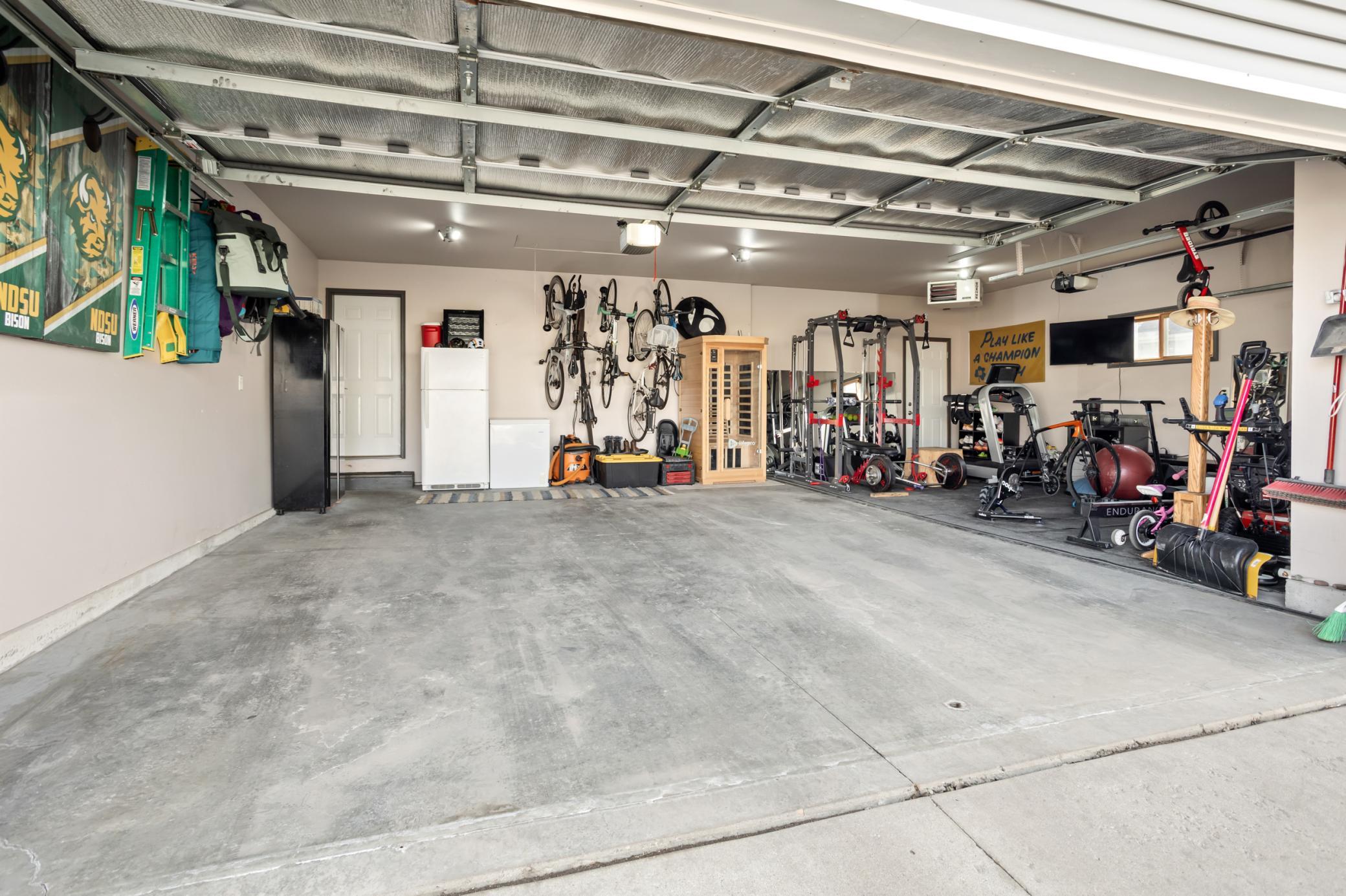 4512 44th Street South Fargo, ND 58104 - Photo 33 of 46