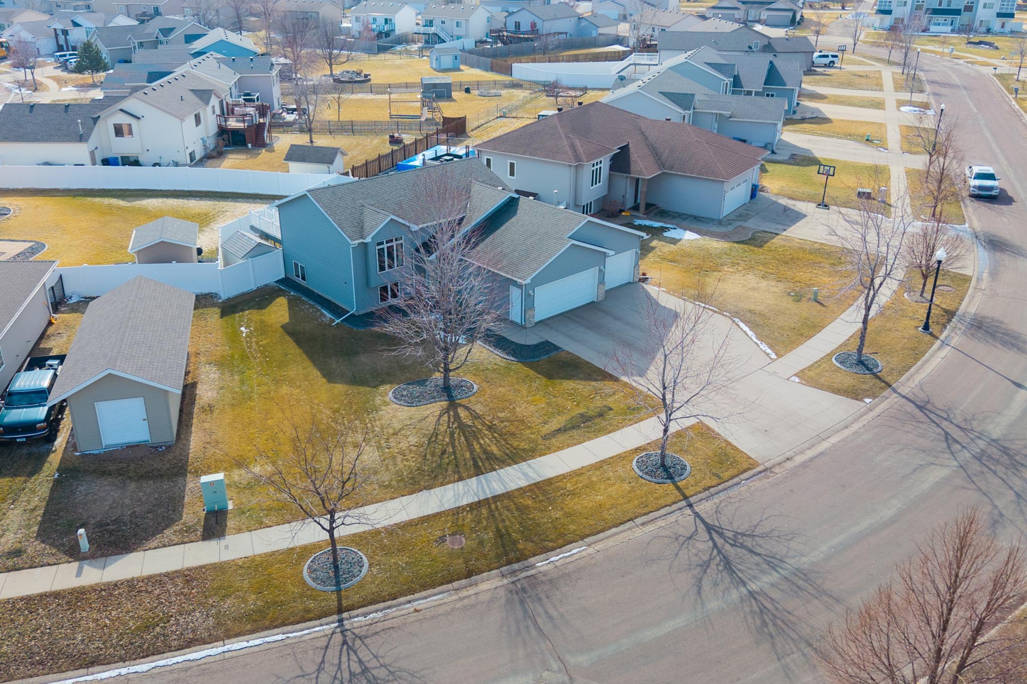 4512 44th Street South Fargo, ND 58104 - Photo 40 of 46