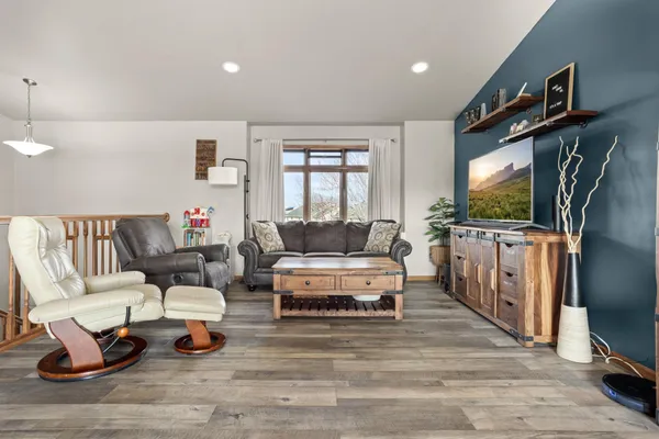 $360,000 | 4512 44th Street South, Fargo, ND 58104