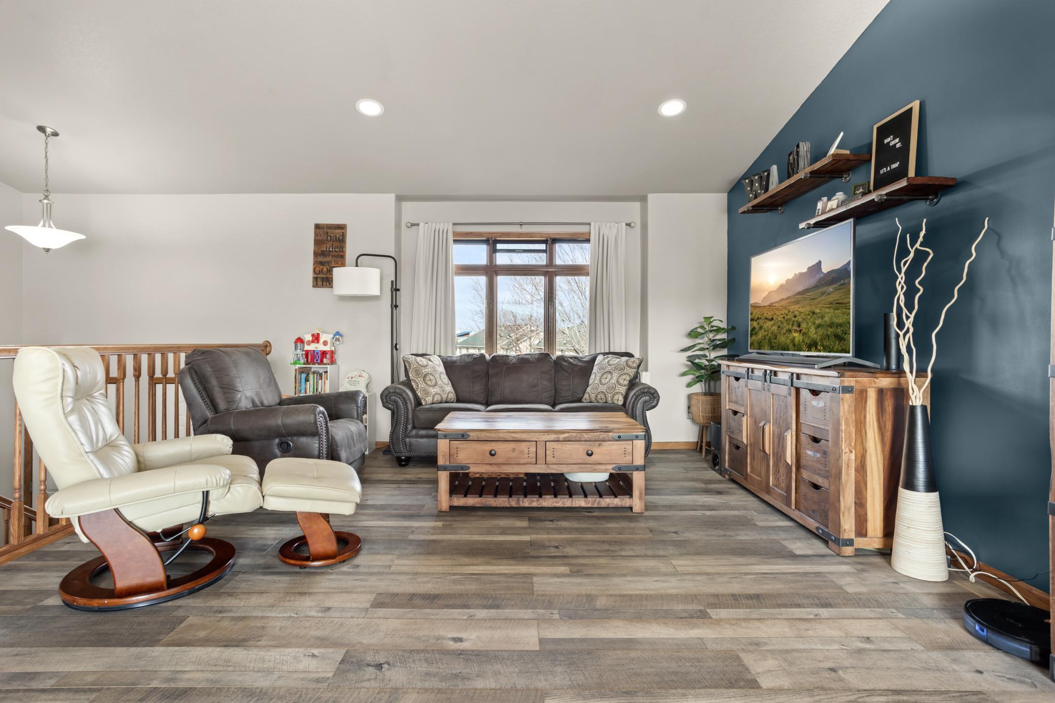 4512 44th Street South Fargo, ND 58104 - Photo 4 of 46